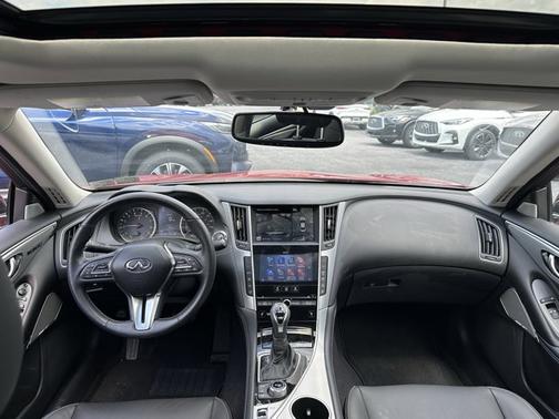 2022 INFINITI Q50 LUXE