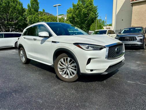 2024 INFINITI QX50 LUXE