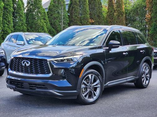 2022 INFINITI QX60 LUXE