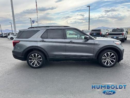 CARBONIZED GRAY METALLIC 2022 Ford Explorer ST-LINE