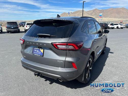 2023 Ford Escape ST-LINE SELECT