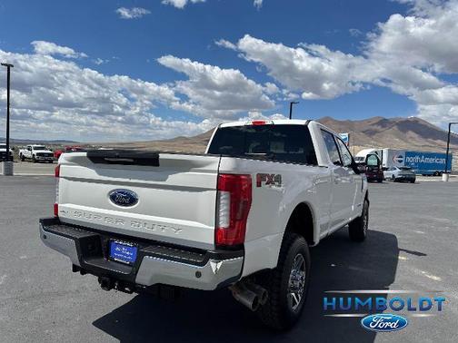 WHITE PLATINUM MET TRI-COAT 2017 Ford F-350