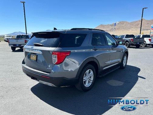 CARBONIZED GRAY METALLIC 2024 Ford Explorer XLT