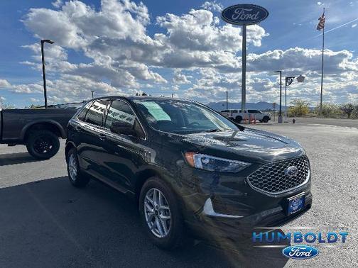 FORGED GREEN 2023 Ford Edge