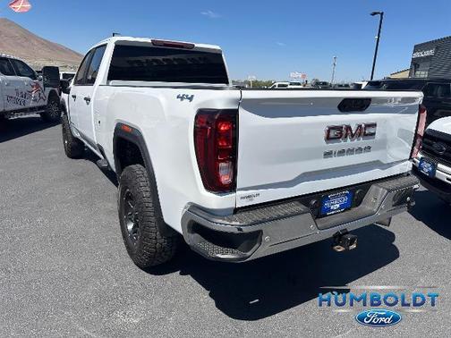 White 2022 GMC Sierra 1500 PRO