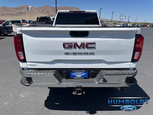 White 2022 GMC Sierra 1500 PRO