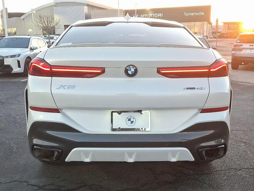 2023 BMW X6 xDrive40i