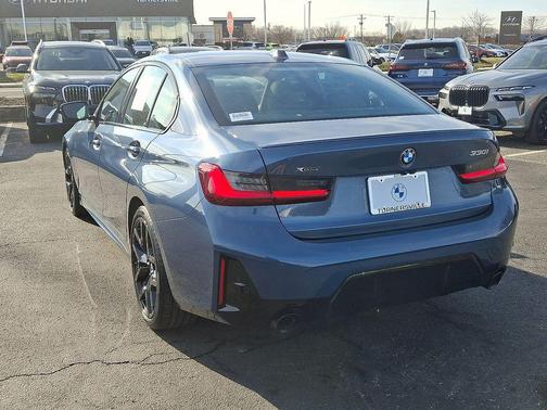 2025 BMW 330 i xDrive
