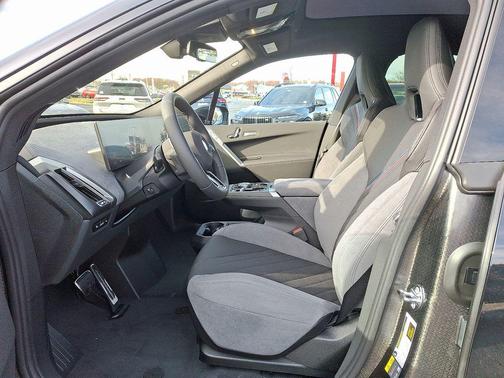 2026 BMW iX xDrive60