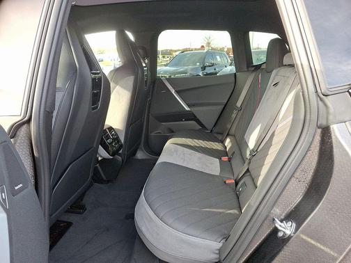 2026 BMW iX xDrive60