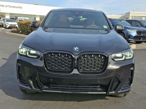 2023 BMW X4 xDrive30i
