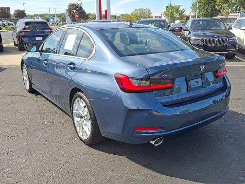 2025 BMW 330 i xDrive