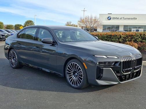 2026 BMW 760 xDrive