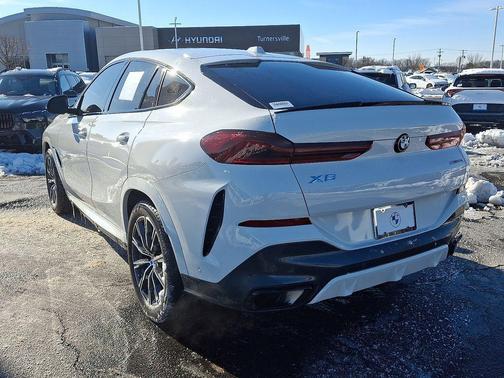 2024 BMW X6 xDrive40i
