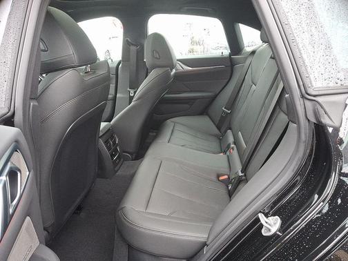 2026 BMW M440 i xDrive