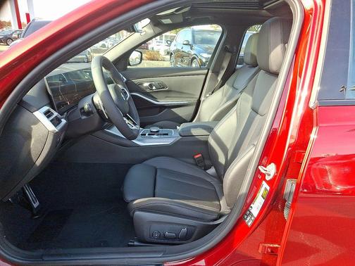 2026 BMW 330 i xDrive