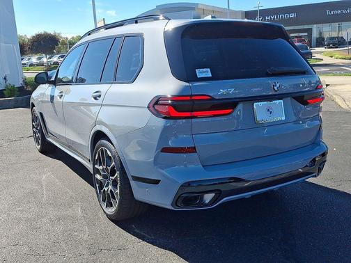 2026 BMW X7 xDrive40i