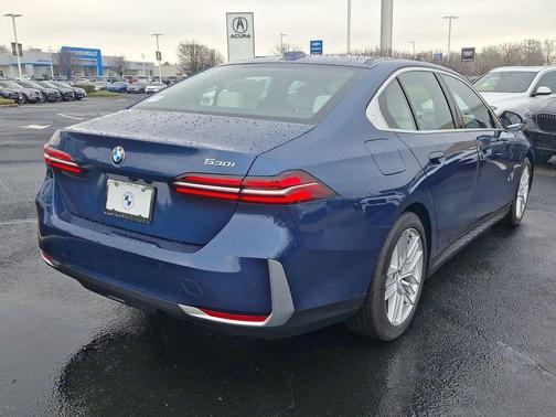 2025 BMW 530 i xDrive