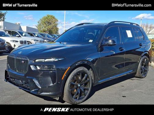 2023 BMW X7 M60i