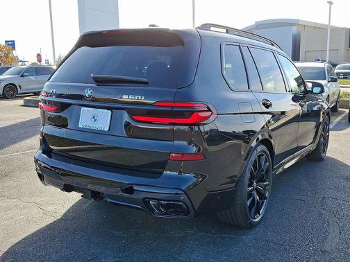 2026 BMW X7 M60i