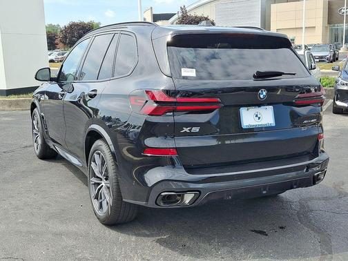 2026 BMW X5 
