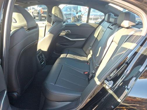 2026 BMW 330 xDrive NA