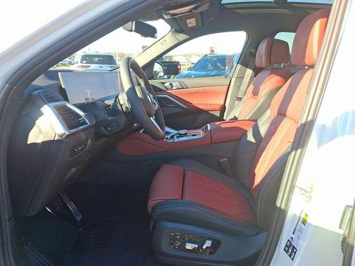 2026 BMW X6 xDrive40i