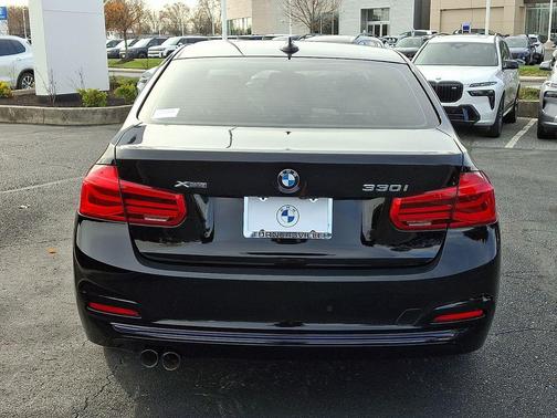 2018 BMW 330 xDrive