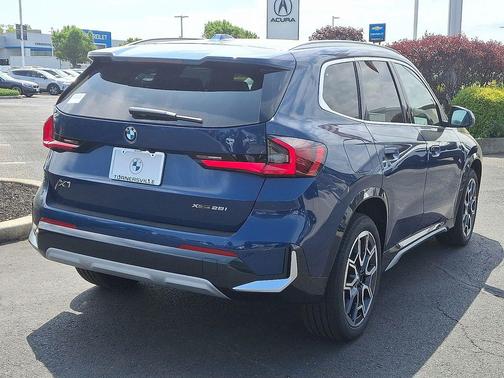 2025 BMW X1 xDrive28i