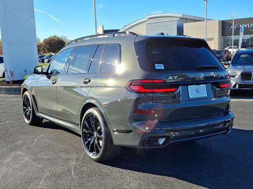 2026 BMW X7 xDrive40i