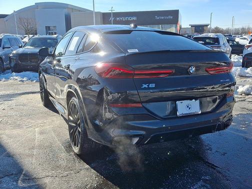 2024 BMW X6 xDrive40i