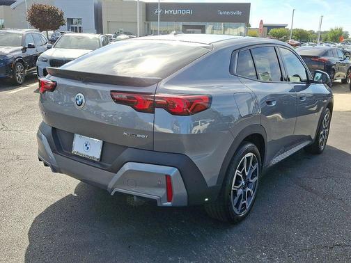 2025 BMW X2 xDrive28i