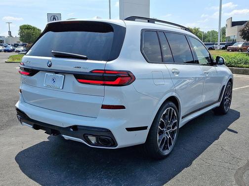 2026 BMW X7 xDrive40i