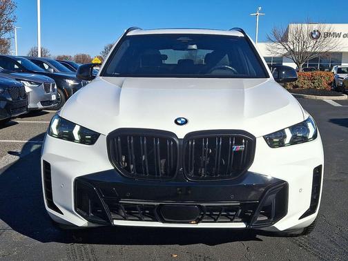2024 BMW X5 M60i