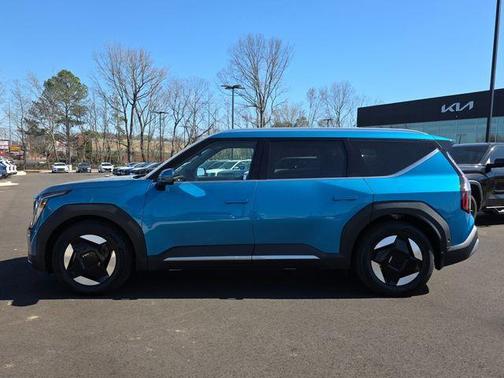 Ocean Blue 2026 Kia EV9 Wind