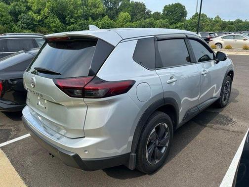 Brilliant Silver Metallic 2025 Nissan Rogue SV