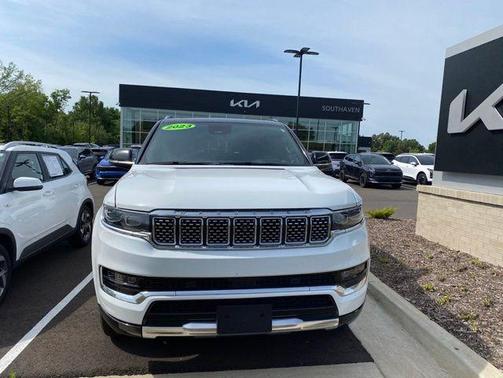 Bright White Clearcoat 2023 Jeep Grand Wagoneer L Series II