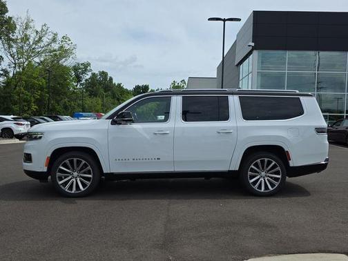 Bright White Clearcoat 2023 Jeep Grand Wagoneer L Series II