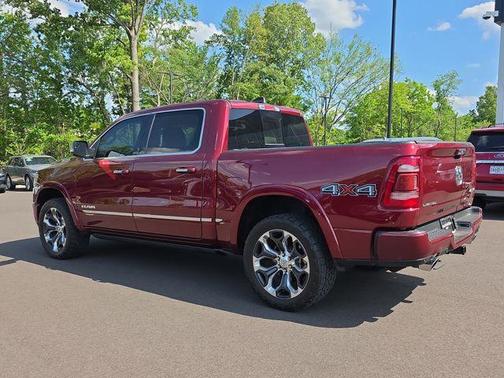 Delmonico Red Pearlcoat 2022 RAM 1500 Limited