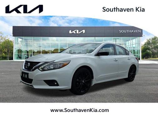 White 2017 Nissan Altima 2.5 SR