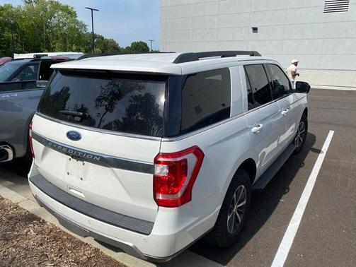 White Metallic 2021 Ford Expedition XLT