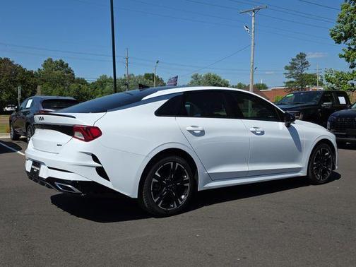 Glacial White Pearl 2024 Kia K5 GT-Line