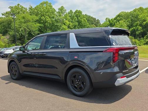 Metal 2026 Kia Carnival LXS