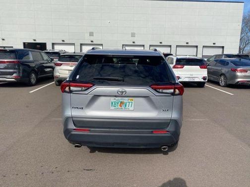 2024 Toyota RAV4 XLE