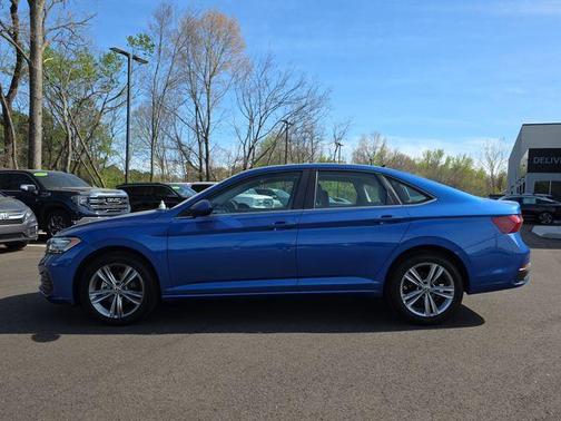 Rising Blue Metallic 2024 Volkswagen Jetta 1.5T SE
