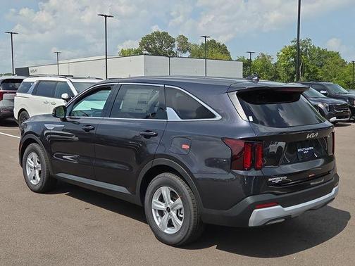 Metal 2026 Kia Sorento LX