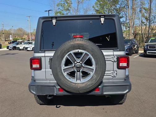 2020 Jeep Wrangler Unlimited Sahara