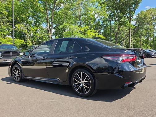 Midnight Black Metallic 2023 Toyota Camry SE