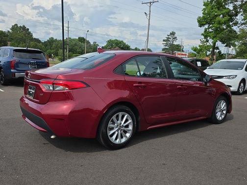 Ruby Flare Pearl 2022 Toyota Corolla LE