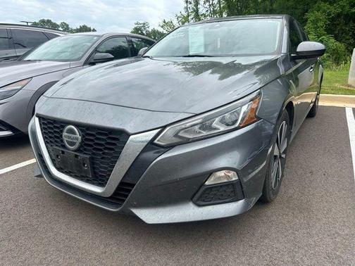 Gun Metallic 2022 Nissan Altima 2.5 SV